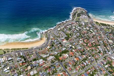 Aerial Image of CURL CURL AND FRESHWATER