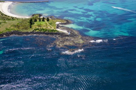 Aerial Image of GRIFFITHS ISLAND LIGHTHOUSE, VICTORIA