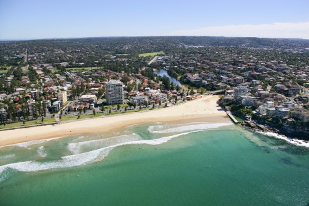 Aerial Image of QUEENSCLIFF BEACH