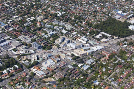Aerial Image of DEE WHY SHOPPING VILLAGE