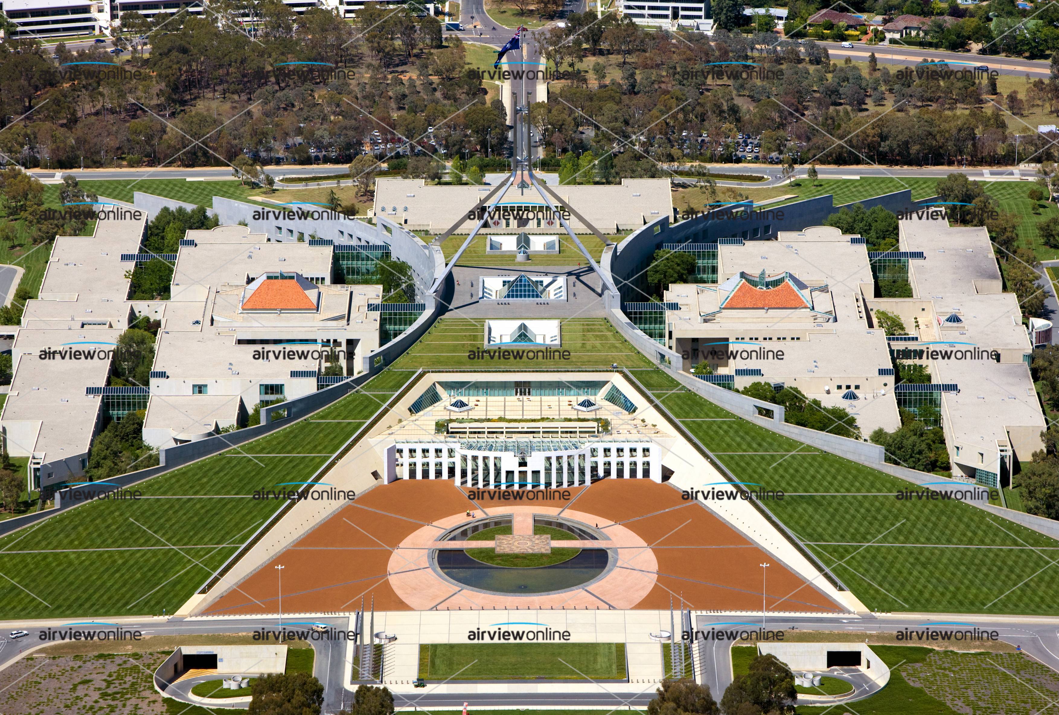 visit parliament canberra