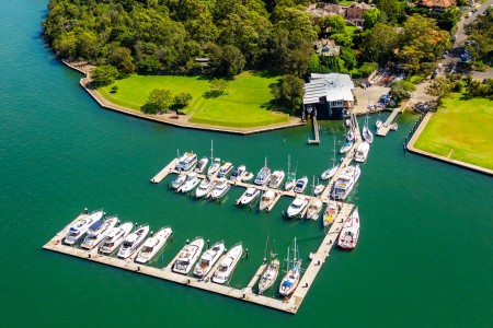 Aerial Image of WOOLWICH MARINA