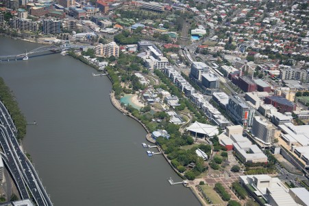 Aerial Image of BRISBANE RIVER