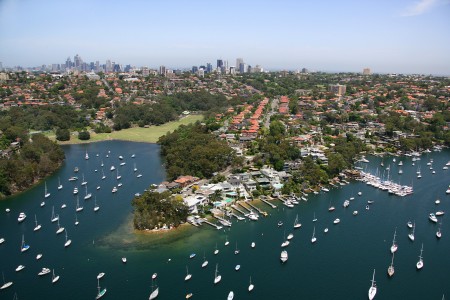 Aerial Image of CREMORNE, WILLOUGHBY BAY