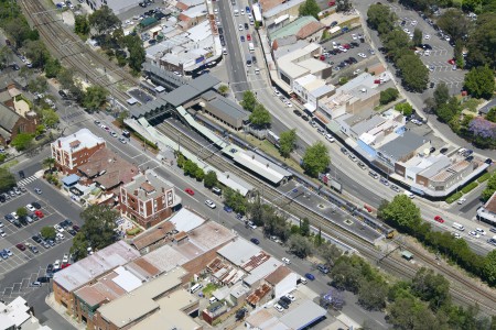 Aerial Image of LINDFIELD STATION CLOSE UP