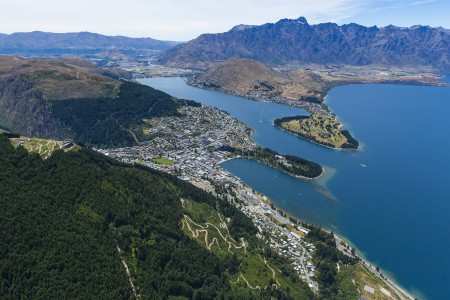 Aerial Image of QUEENSTOWN AND FRANKTON
