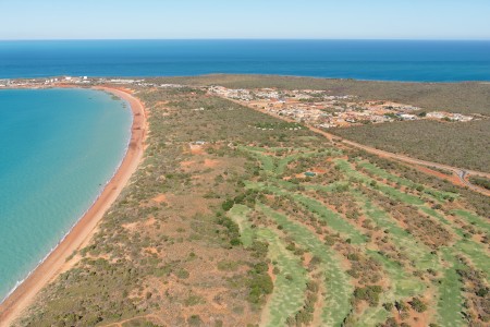 Aerial Image of BROOME GOLF CLUB LOOKING SOUTH