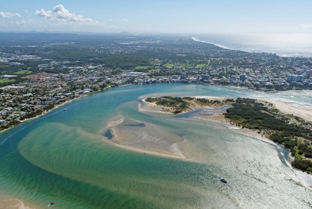Aerial Image of CALOUNDRA AND BRIBIE ISLAND, VIEWED FROM THE SOUTH