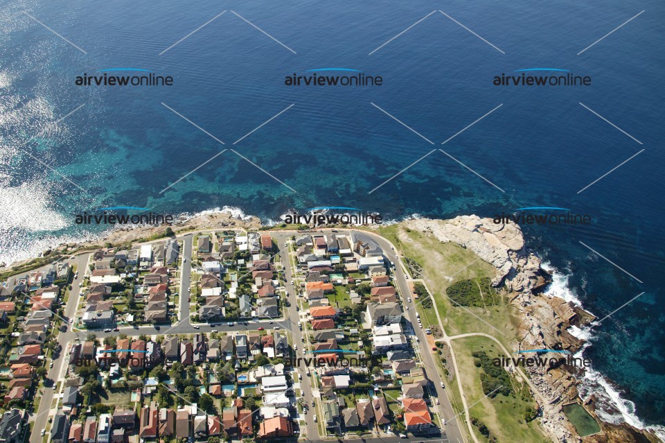 Aerial Photography Closeup of Mistral Point Maroubra - Airview Online