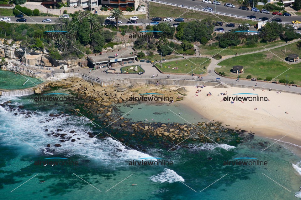 Aerial Photography Bronte Beach ( Southern End) Airview Online