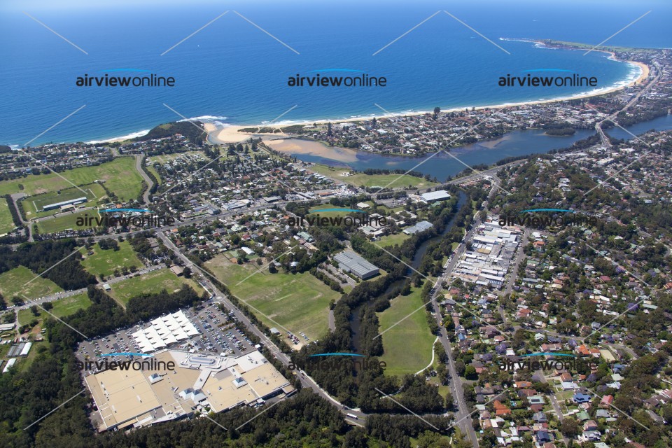 Aerial Image of Warriewood Shopping Centre looking South