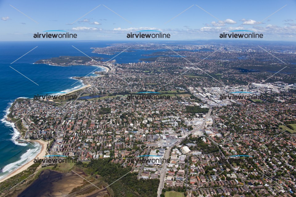 Aerial Image of Dee Why to the City