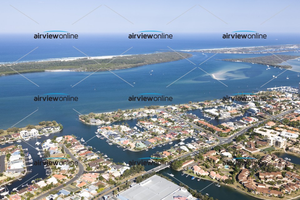 Aerial Photography Runaway Bay Aerial Photo Airview Online