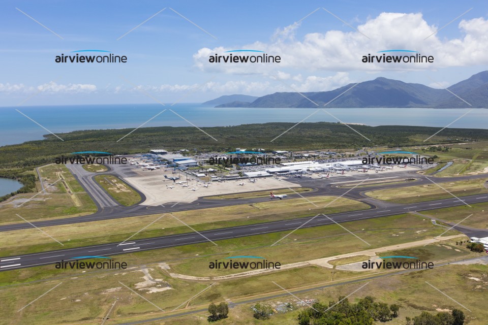 Aerial Photography Cairns Airport Aeroglen - Airview Online